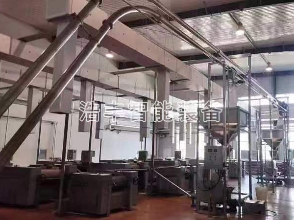 河南鄭州食品企業(yè)管鏈輸送機使用現場